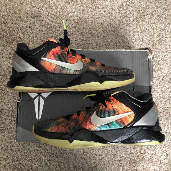 NIKE KOBE 7 GALAXY - Picture 2 of 7